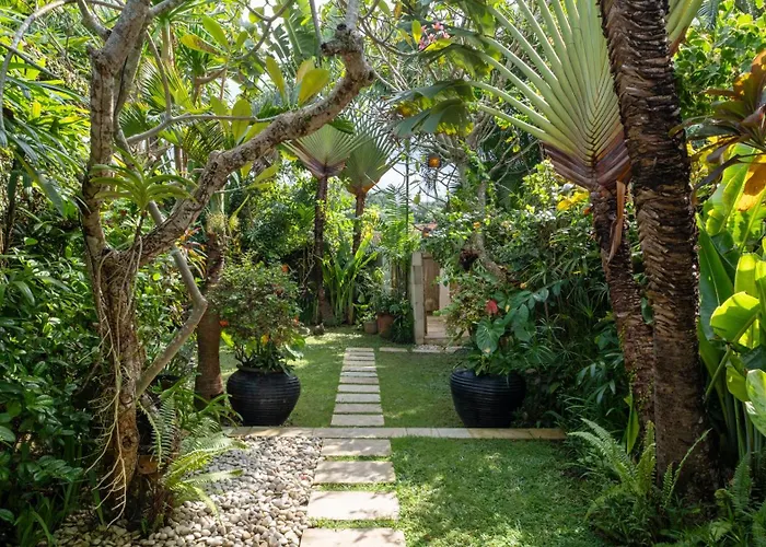 Villa Gembira By Finder